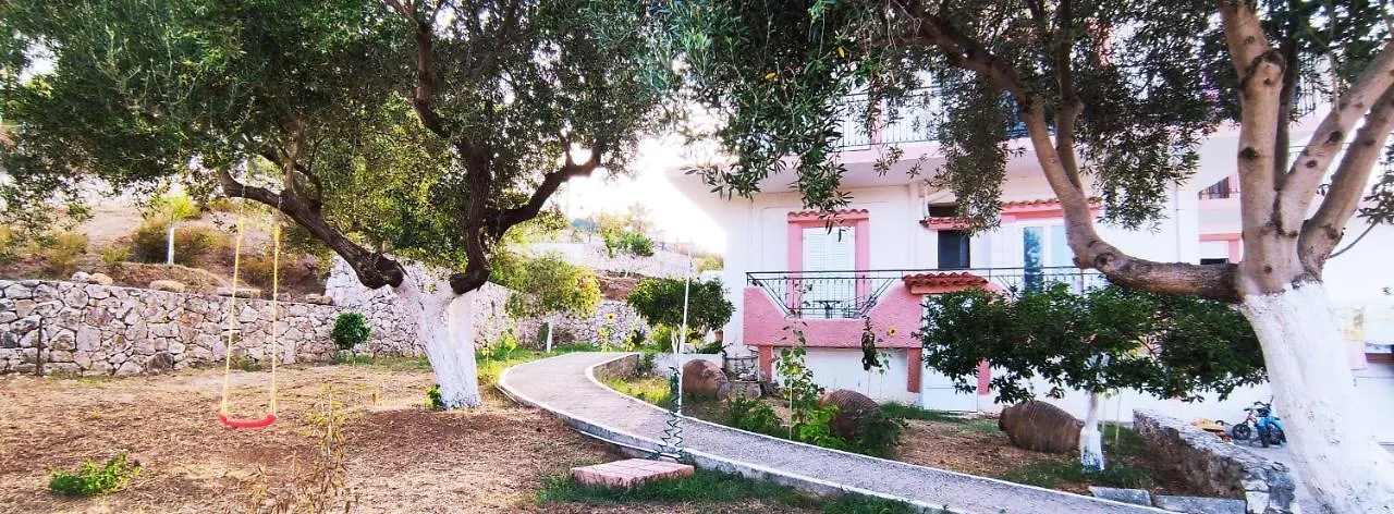 Guest house Nicolas & Regina Hotel Skala